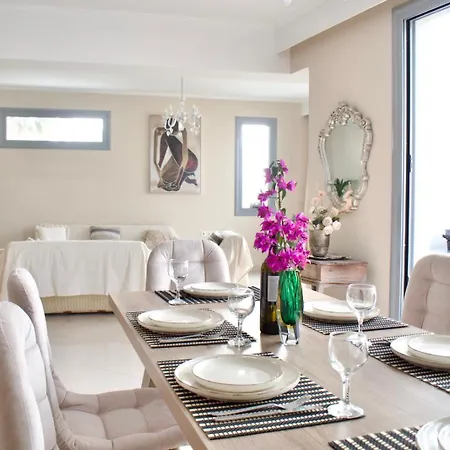 Omnia Penthouse Apartment